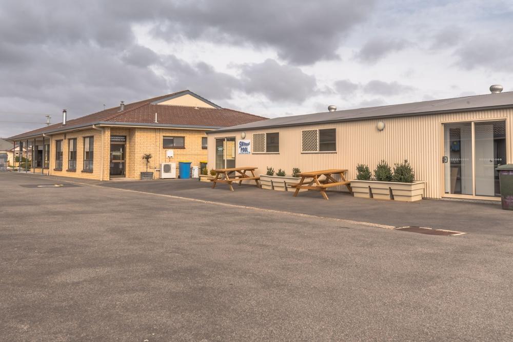 Seasonal South Motel & Function Centre Ulverstone Buitenkant foto